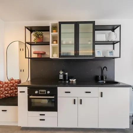 Appartement Petofi 21 *